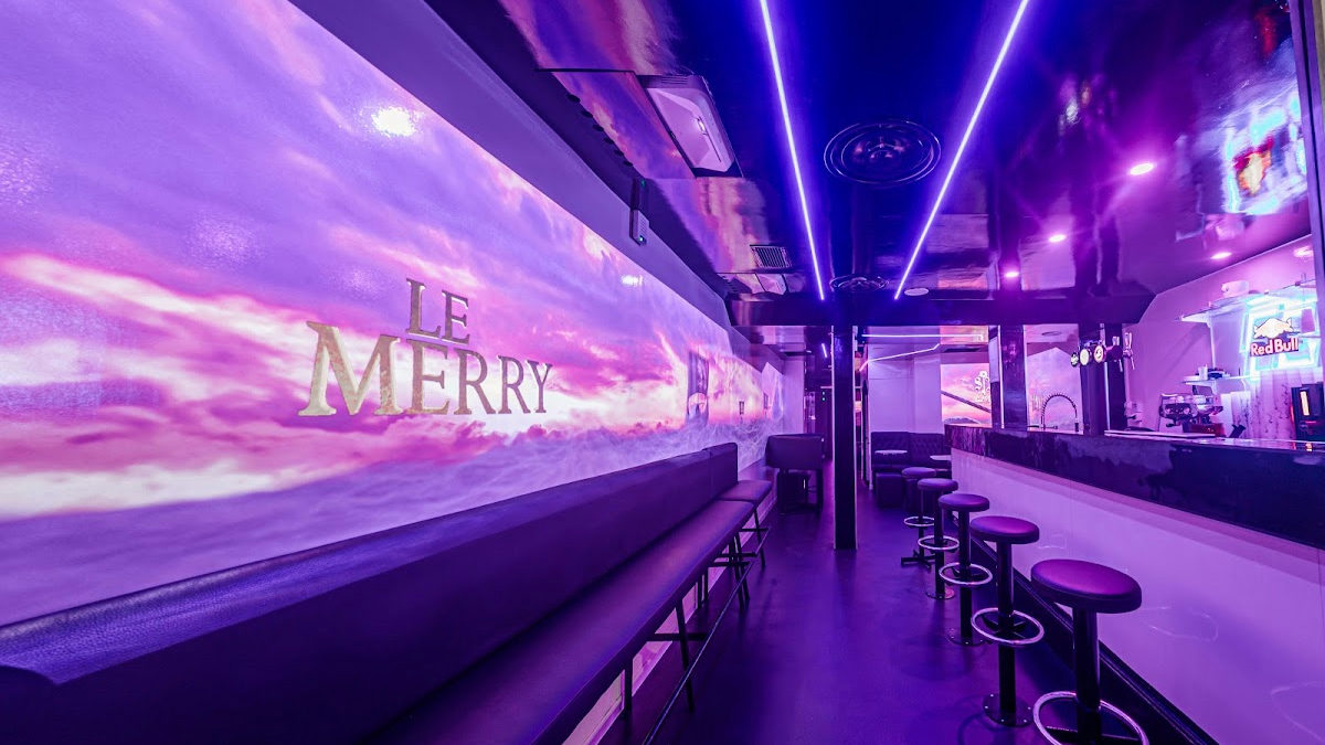 Merry Club